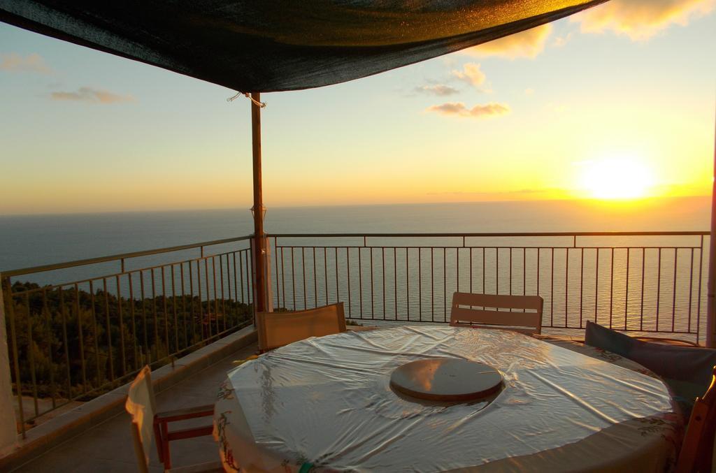 Porto Katsiki Blu Apartment Athanion Room photo